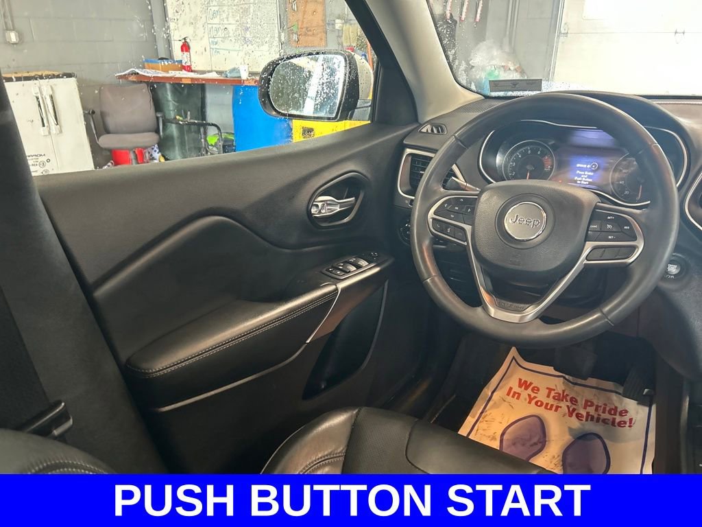 Used 2021 Jeep Cherokee Latitude Lux w/ Comfort/Convenience Group AWD/4WD image 9
