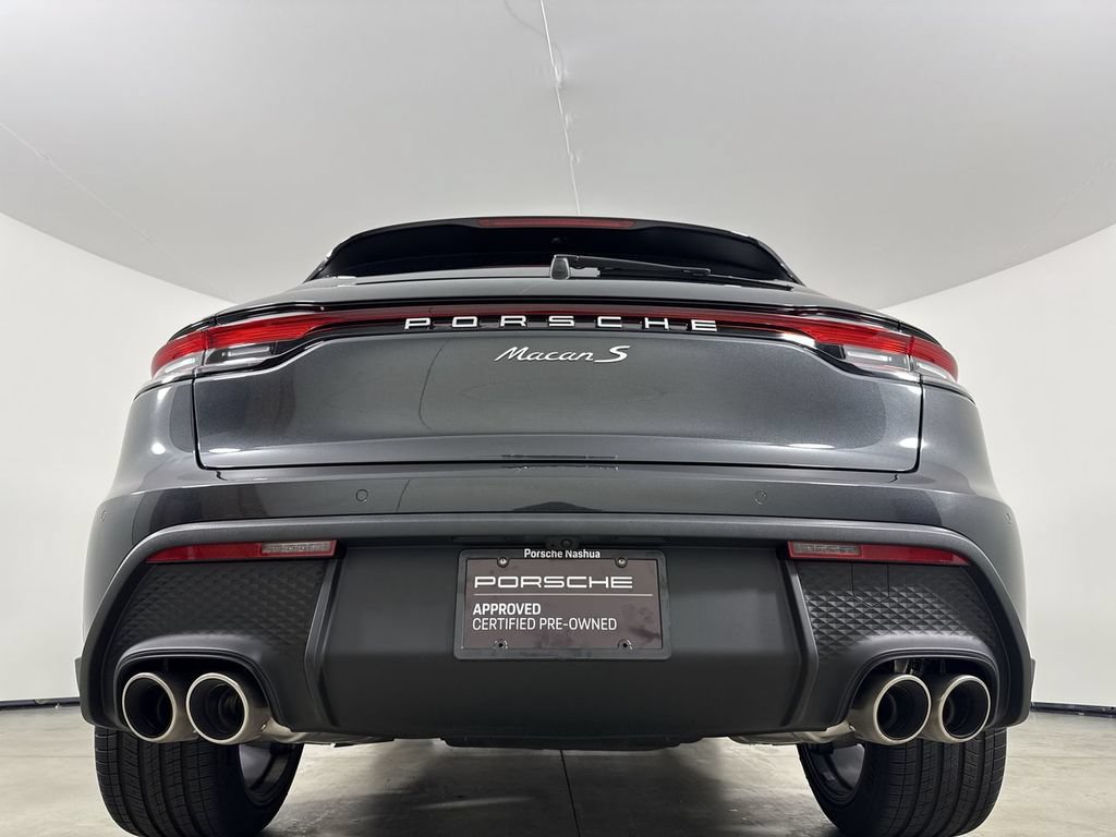 Certified 2025 Porsche Macan S AWD/4WD image 19