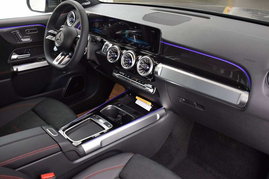New 2025 Mercedes-Benz GLB 35 AMG 4MATIC image 14