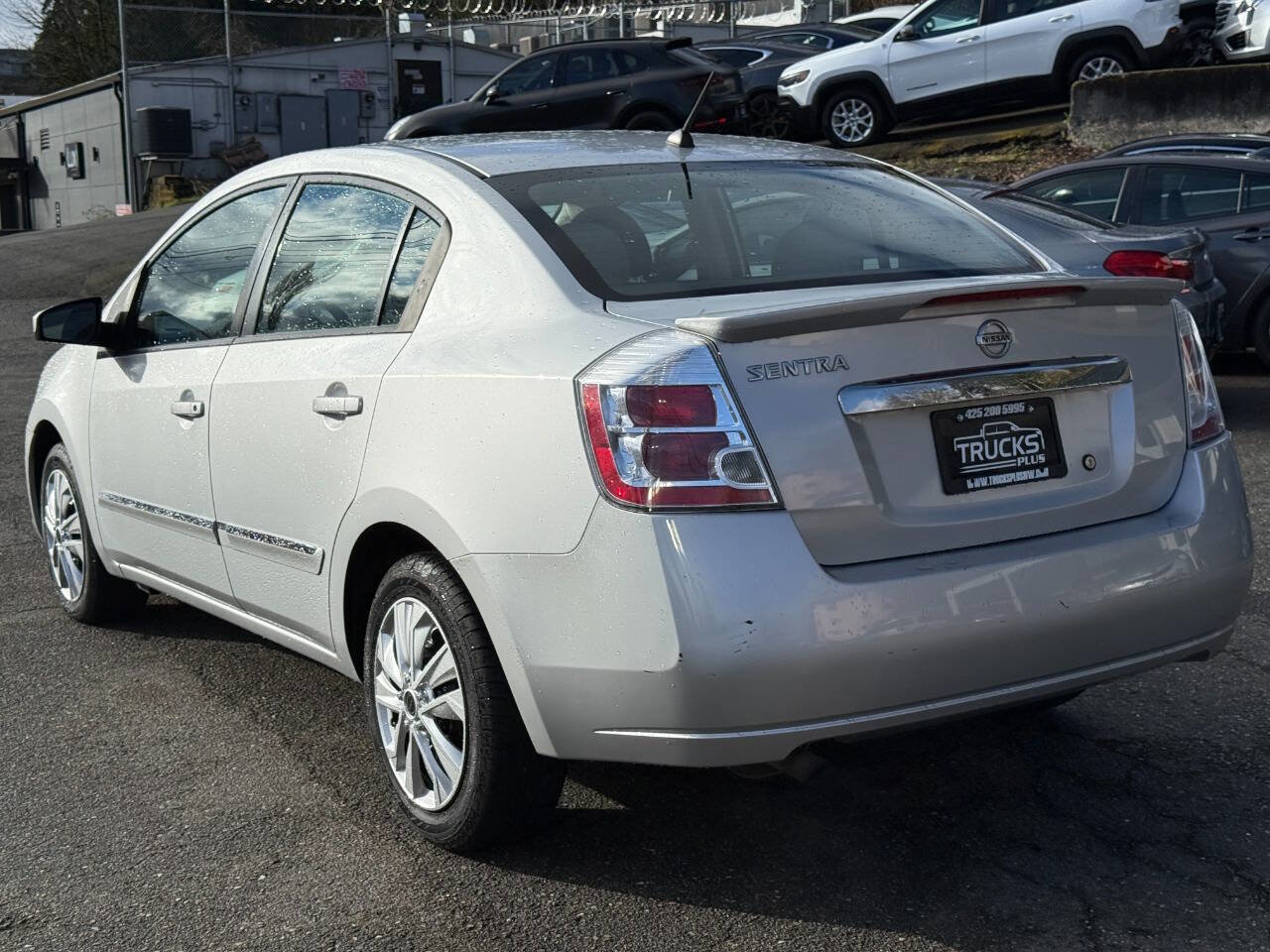Used 2011 Nissan Sentra 2.0 S image 3