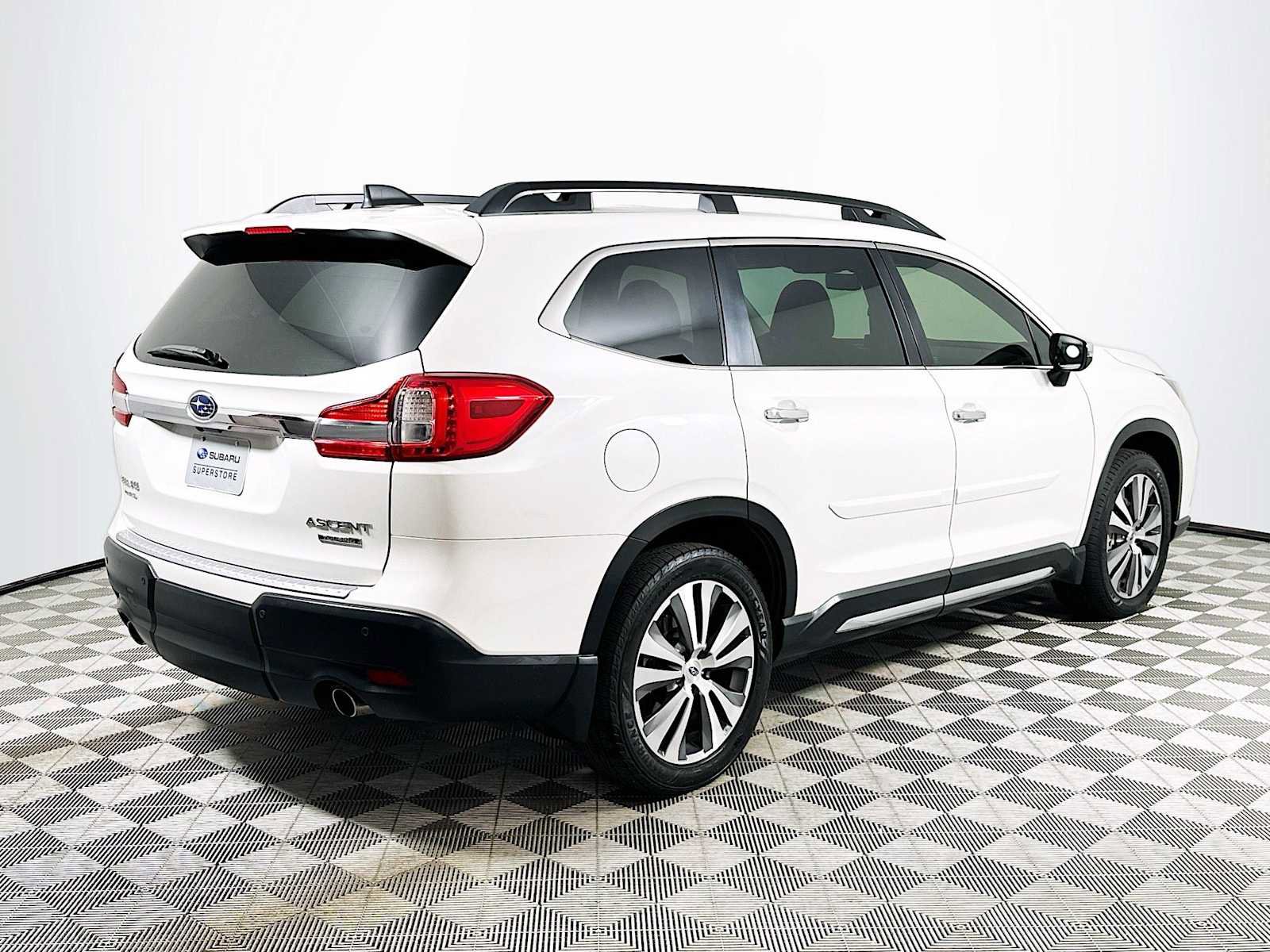 Used 2020 Subaru Ascent Touring w/ Popular Package #2A image 7
