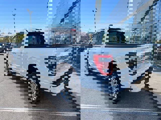 Used 2023 Ford F150 Limited image 3