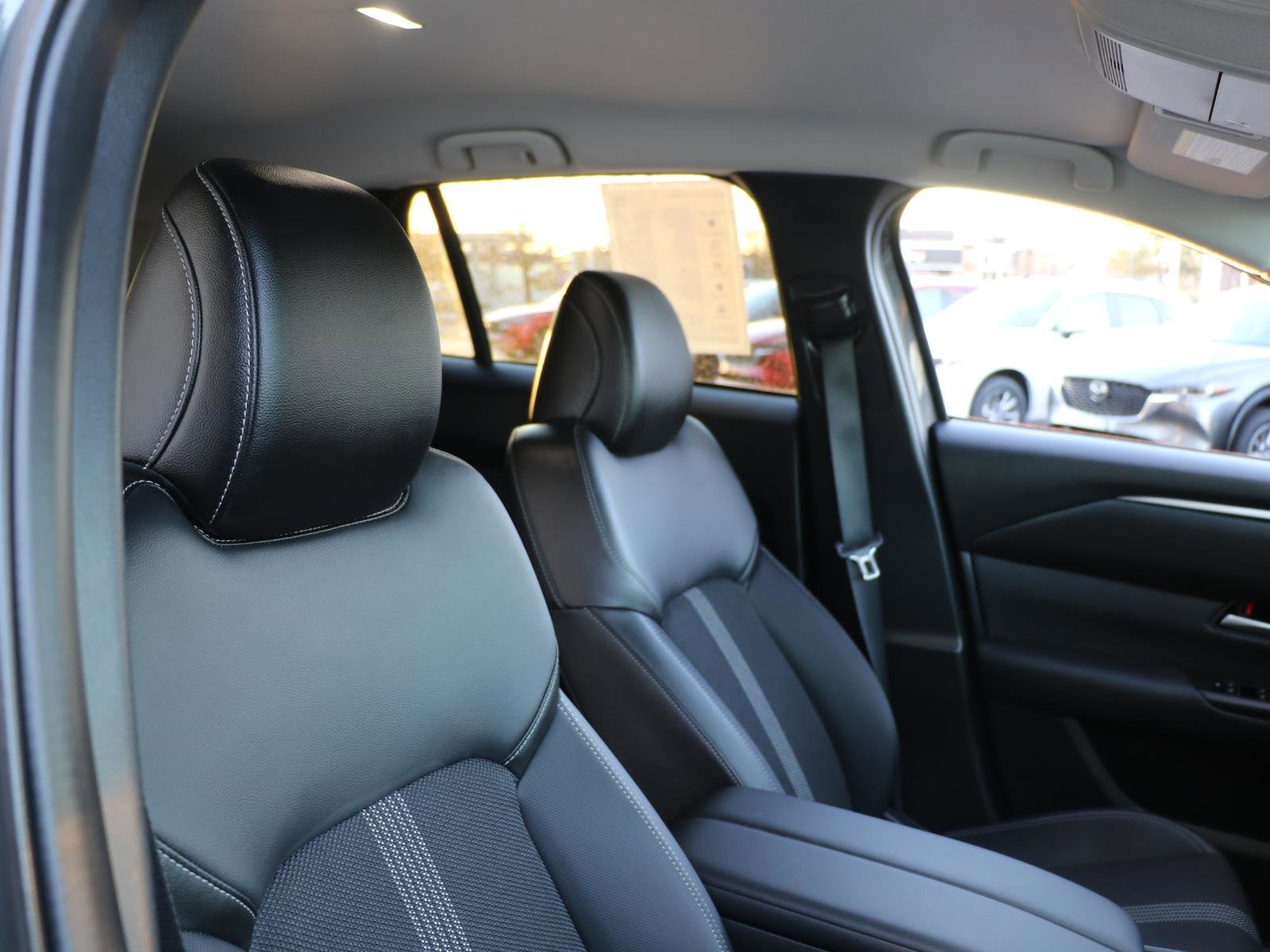 Certified 2025 MAZDA CX-50 AWD 2.5 S w/ Select Package image 7