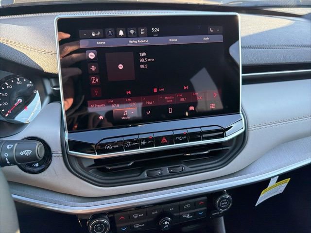 New 2026 Jeep Compass Limited image 12