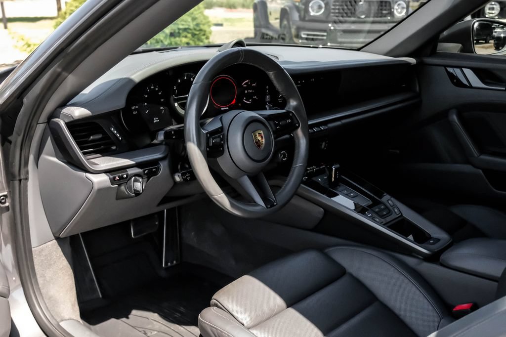 Used 2021 Porsche 911 Cabriolet image 11