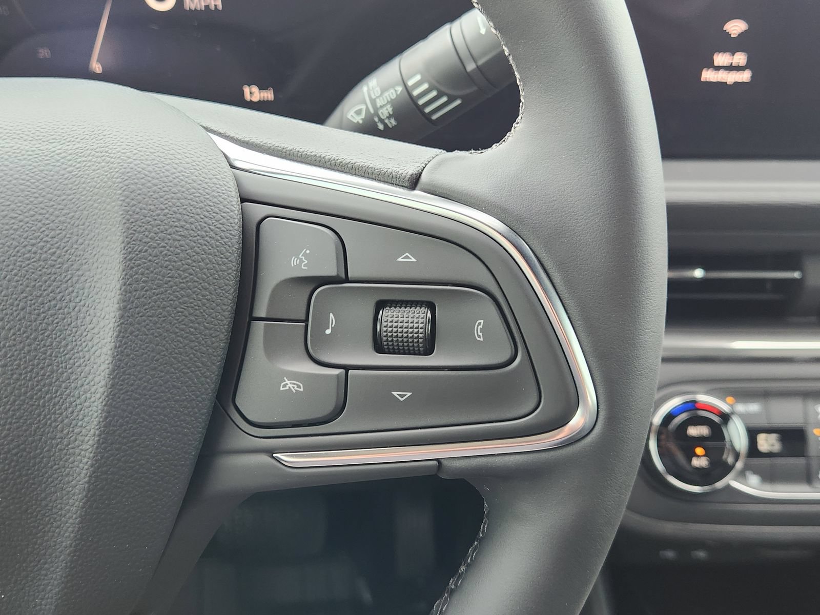 New 2026 Buick Envista Sport Touring w/ Convenience I Package FWD image 33