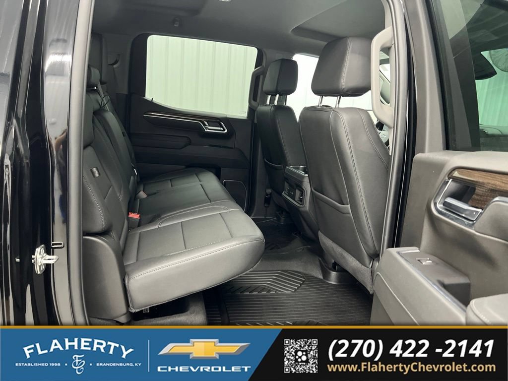 Used 2026 Chevrolet Silverado 1500 LT Trail Boss w/ Safety Package AWD/4WD image 13