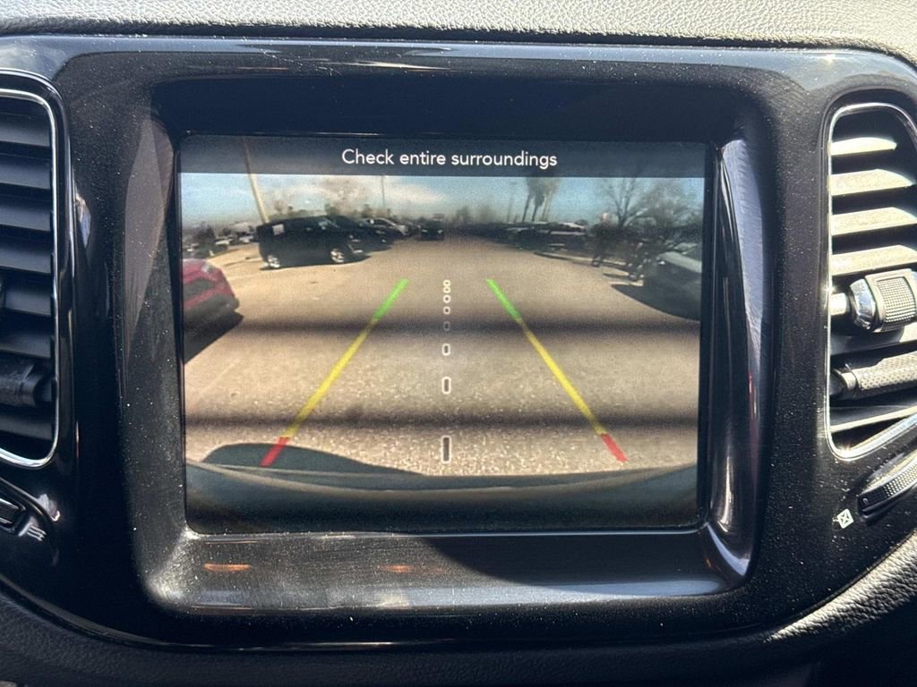 Used 2019 Jeep Compass Limited image 23