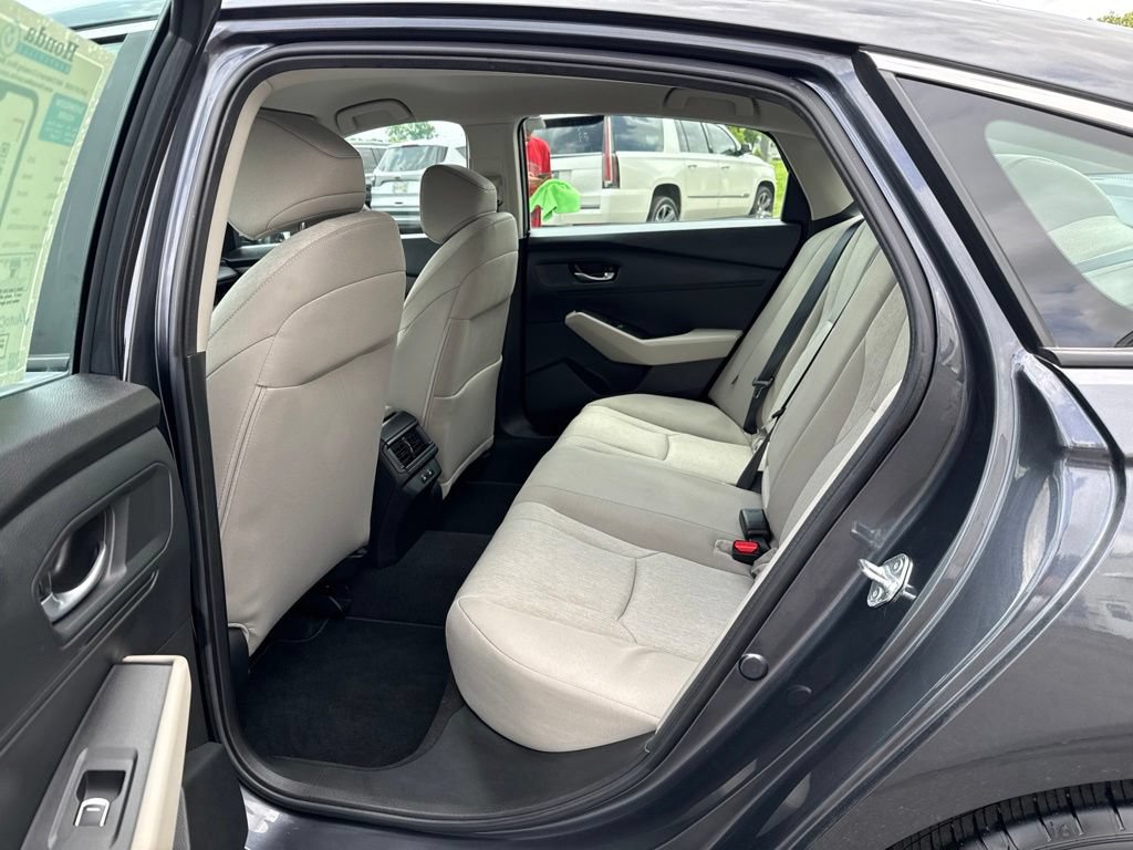 Used 2025 Honda Accord LX image 30