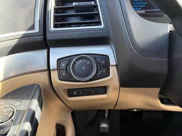 Used 2017 Ford Explorer XLT w/ Equipment Group 202A image 19