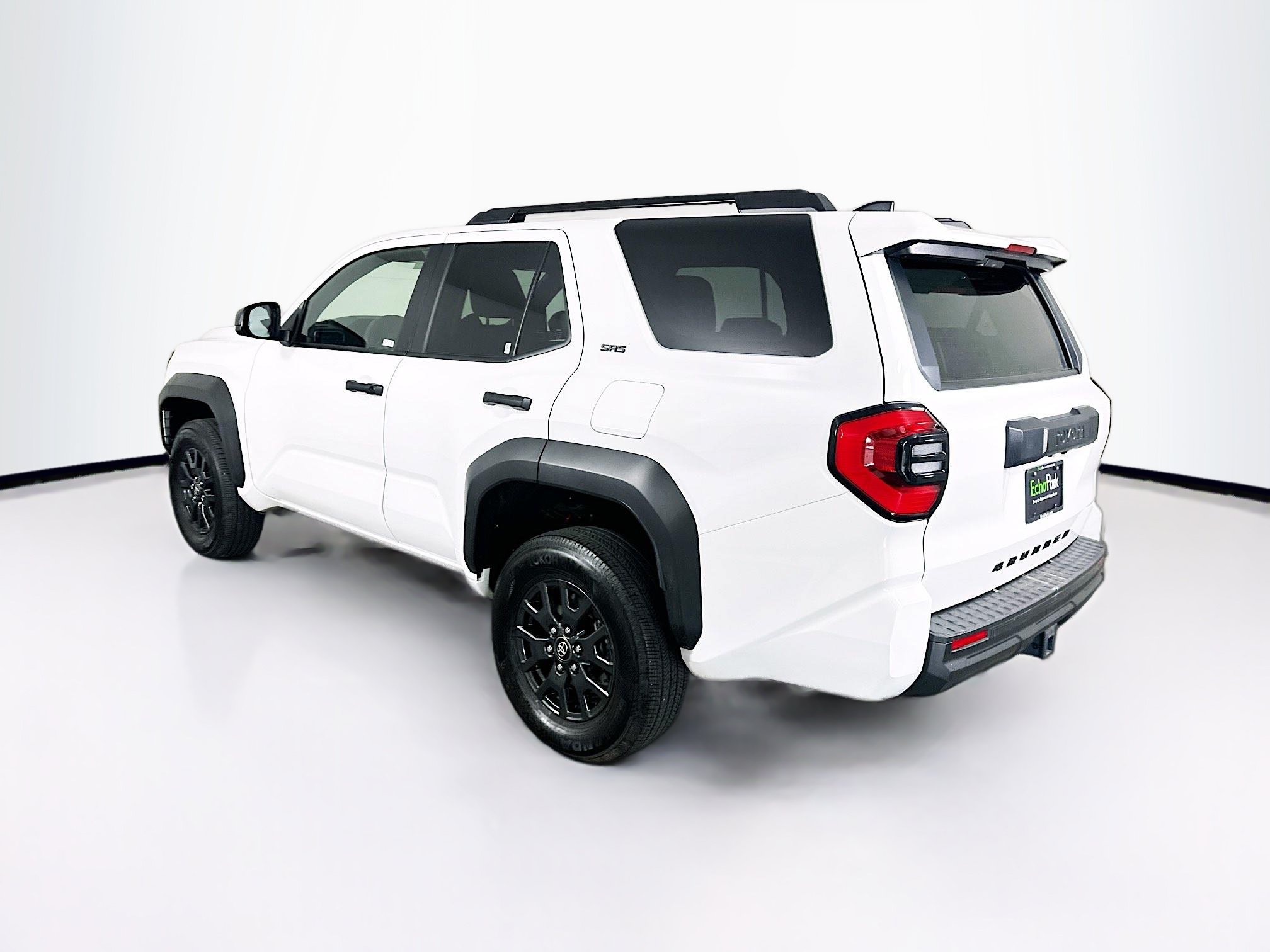 Used 2026 Toyota 4Runner SR5 AWD/4WD image 5