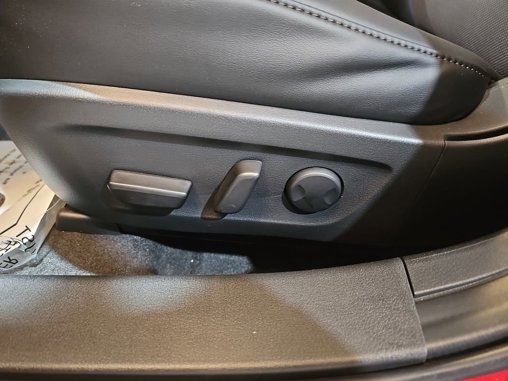 New 2026 MAZDA MAZDA3 2.5 S Hatchback w/ Premium Pkg image 30