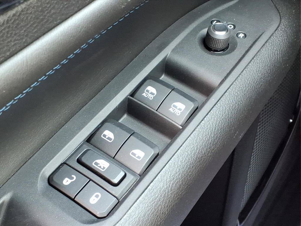 New 2026 Jeep Compass Latitude AWD/4WD image 14