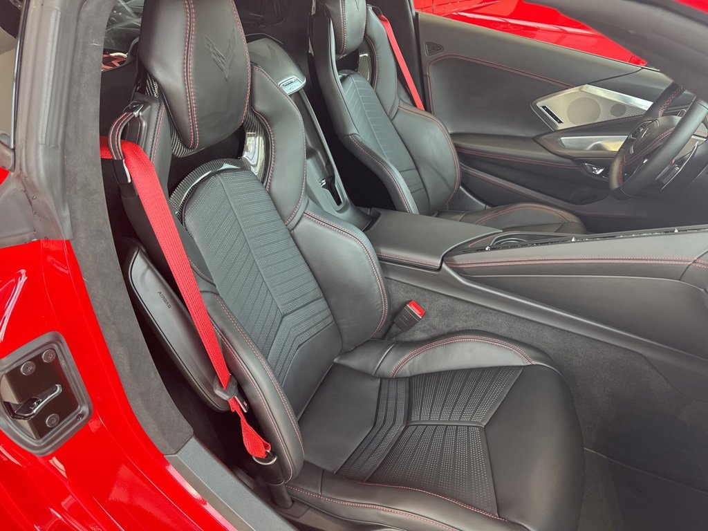Used 2023 Chevrolet Corvette Stingray Premium Cpe w/ Z51 Performance Package image 10