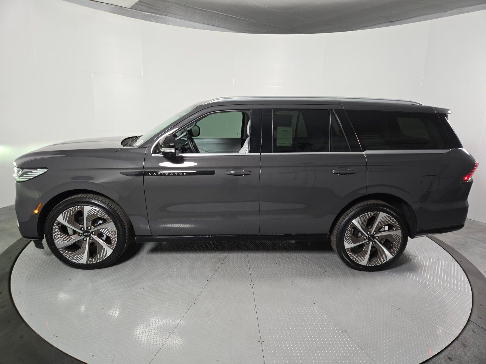 New 2026 Lincoln Navigator Black Label image 8