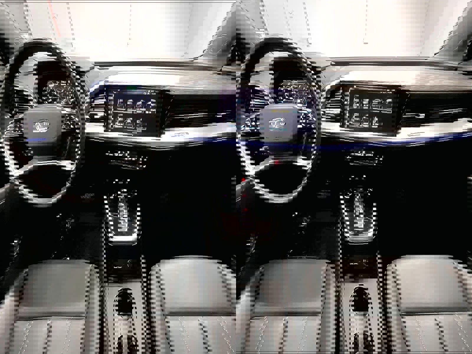 Certified 2023 Audi Q4 e-tron Premium Plus w/ Premium Plus image 16