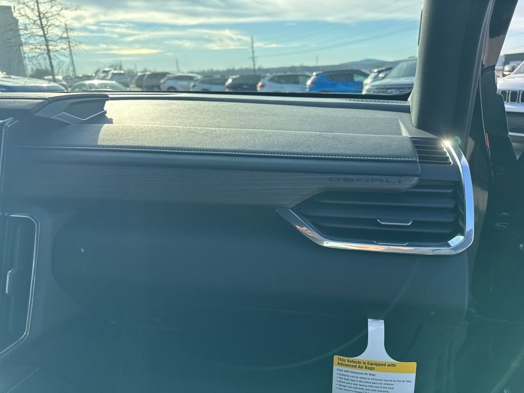 New 2026 GMC Acadia Denali w/ Super Cruise Package image 27