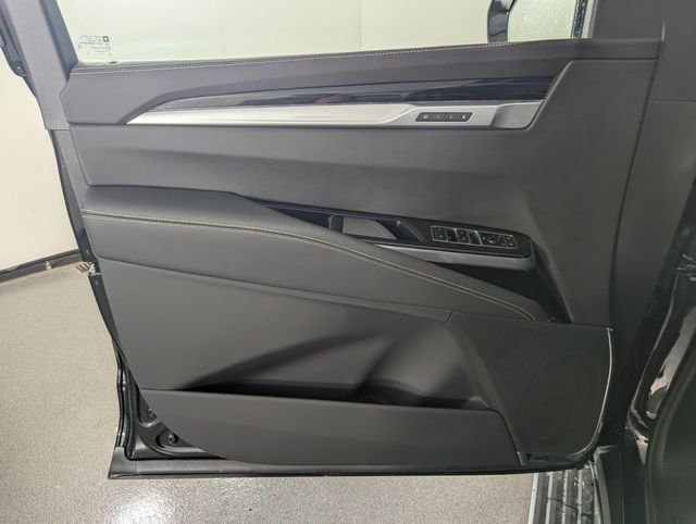 Used 2026 Cadillac Escalade Sport w/ Touring Package image 14