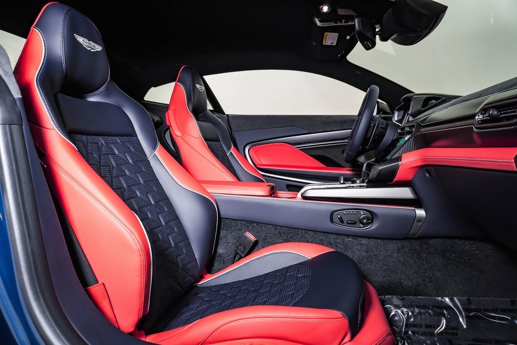 New 2025 Aston Martin Vanquish image 19