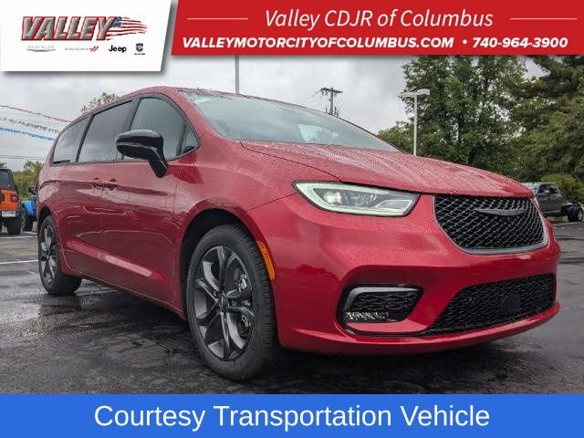 New 2026 Chrysler Pacifica Select FWD video 1