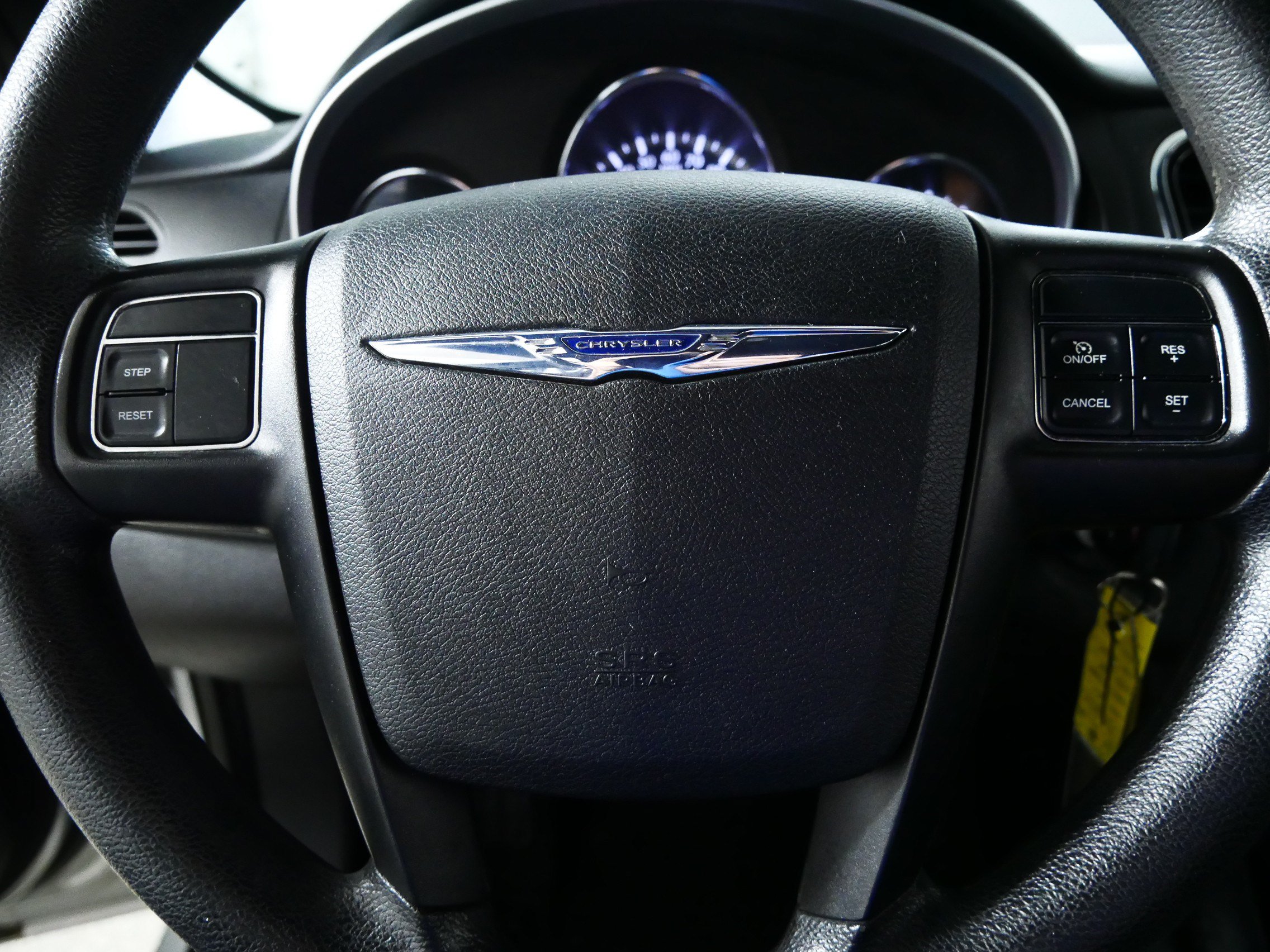 Used 2011 Chrysler 200 LX FWD image 25