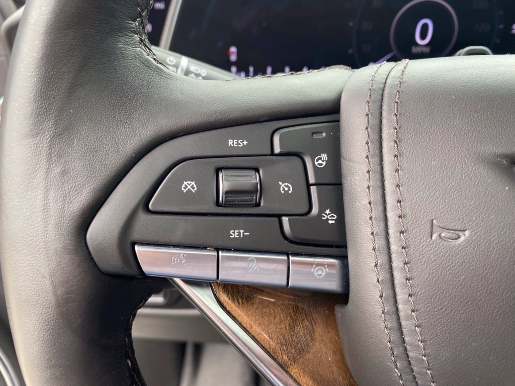 Used 2024 Cadillac Escalade Sport Platinum w/ LPO, ONYX Package AWD/4WD image 30