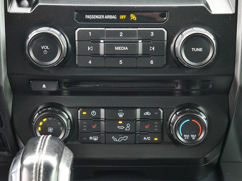 Used 2018 Ford F150 XLT AWD/4WD image 24