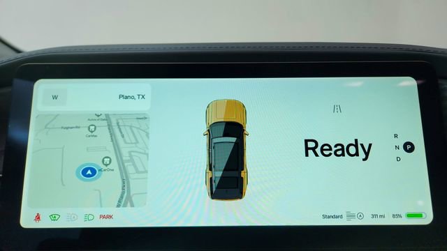 Used 2024 Rivian R1S Adventure image 42