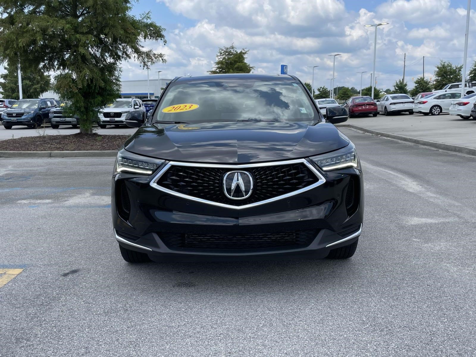 Used 2023 Acura RDX w/ Technology Package FWD image 2