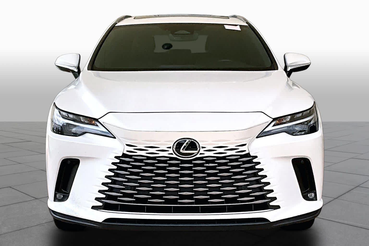 Used 2024 Lexus RX 350 Premium w/ Accessory Package (Z1) FWD image 4