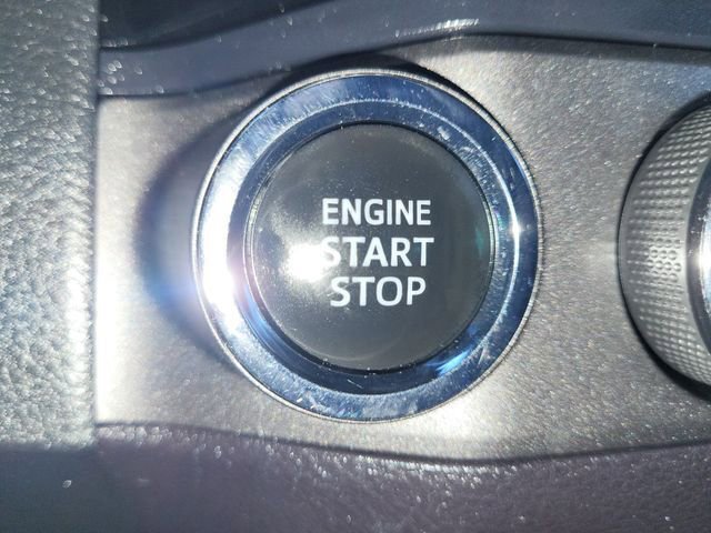 Used 2017 Toyota Tacoma TRD Sport image 29