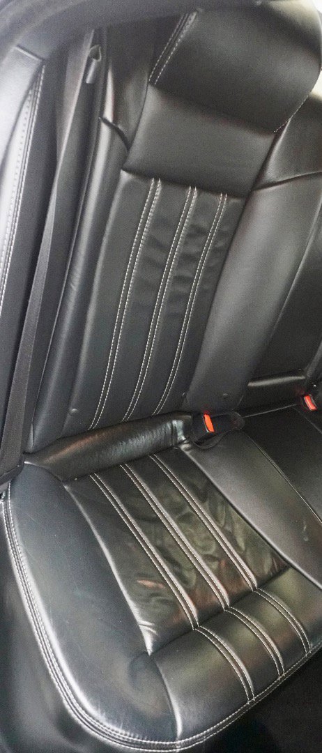 Used 2017 Chrysler 300 S image 8