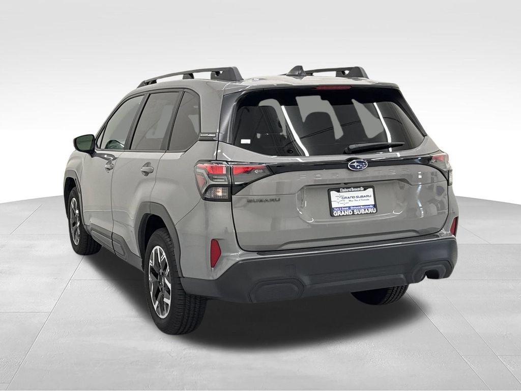 Used 2026 Subaru Forester Premium AWD/4WD image 4