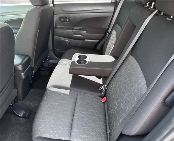 Used 2021 Mitsubishi Outlander Sport ES FWD image 16