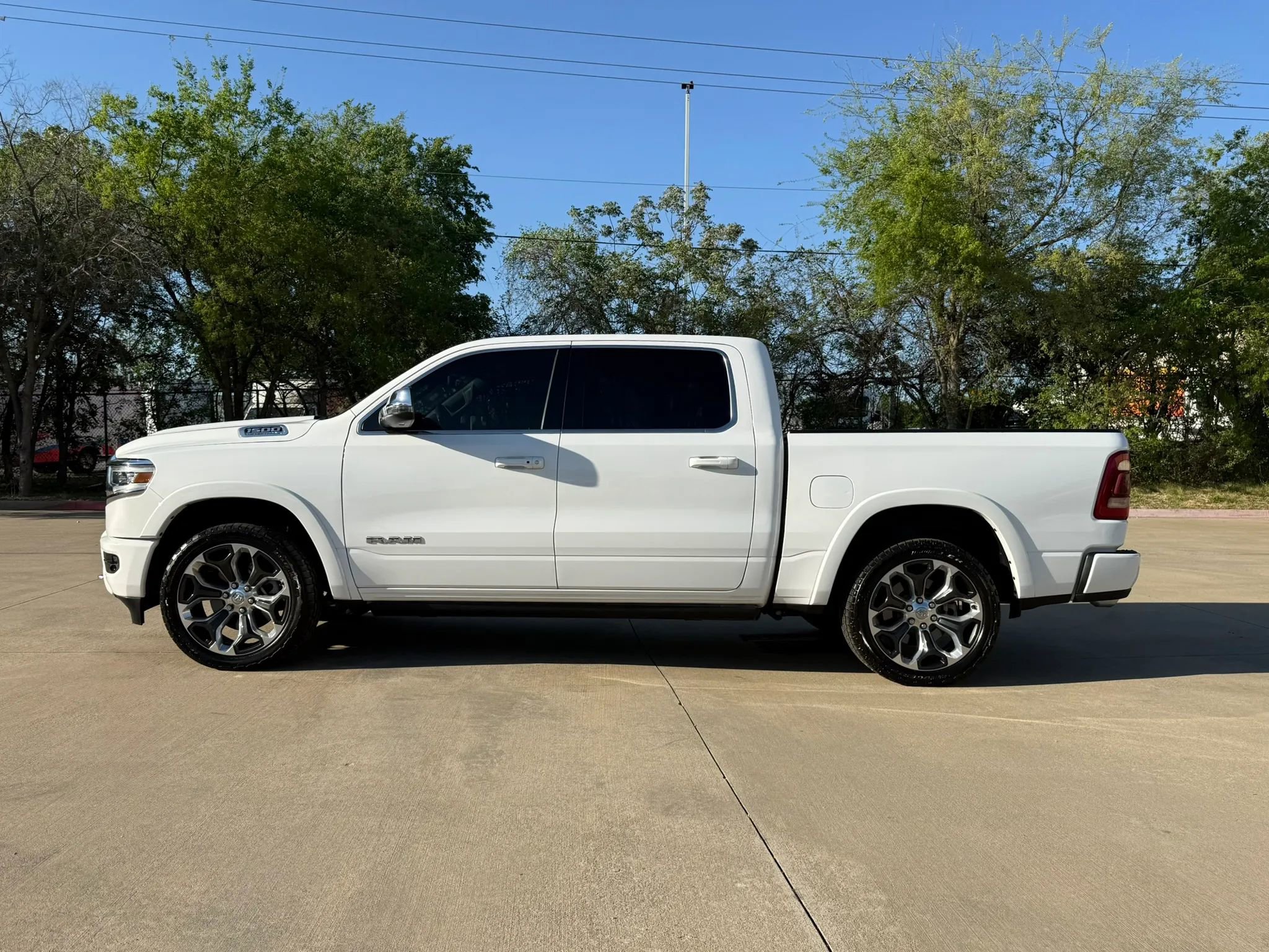 Used 2023 RAM 1500 Limited image 3