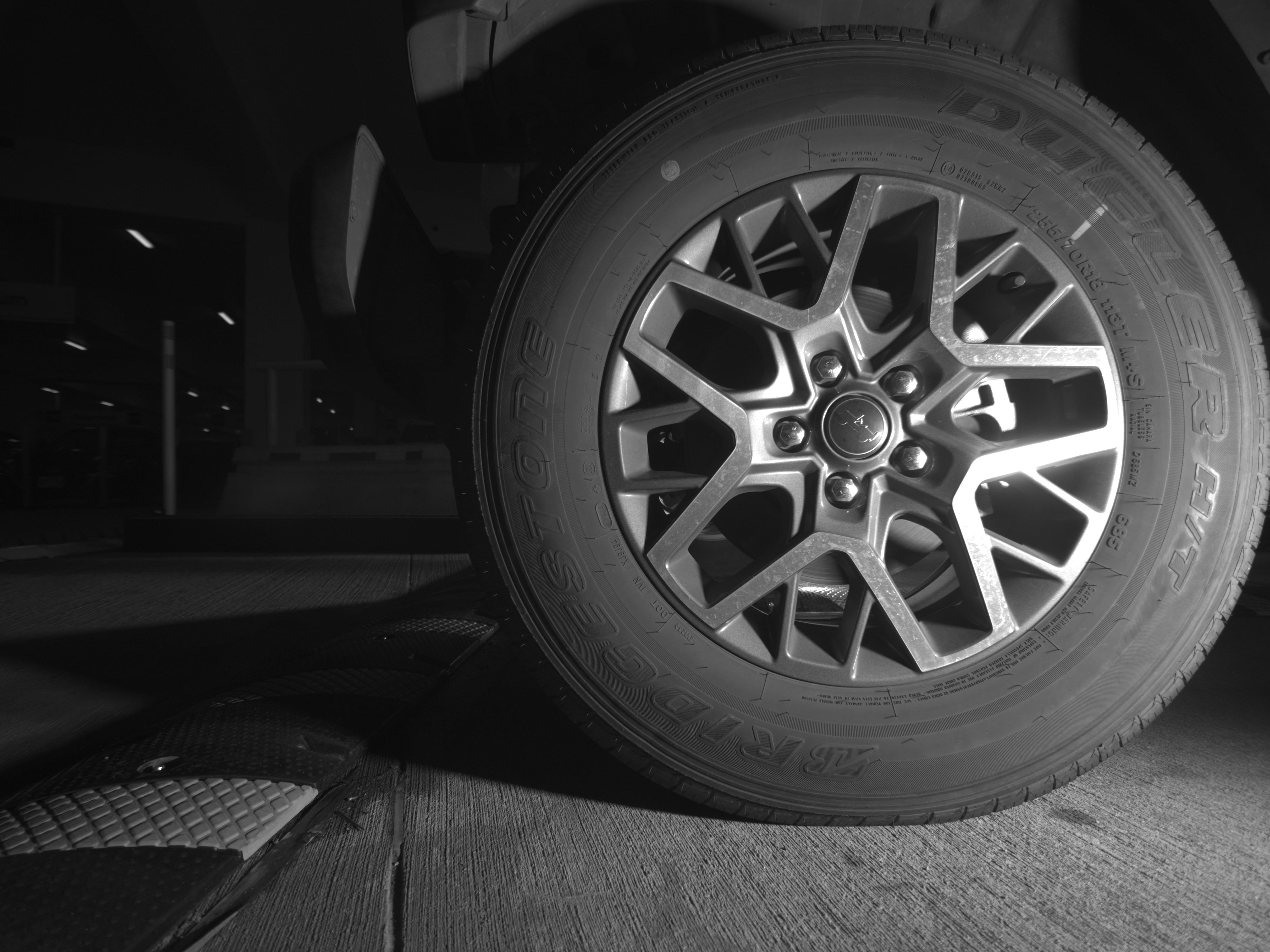 Used 2025 Jeep Wrangler Sahara image 12