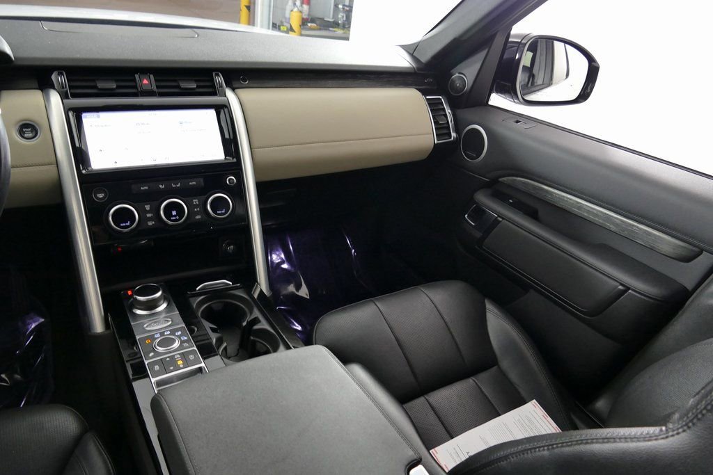 Used 2019 Land Rover Discovery HSE AWD/4WD image 26