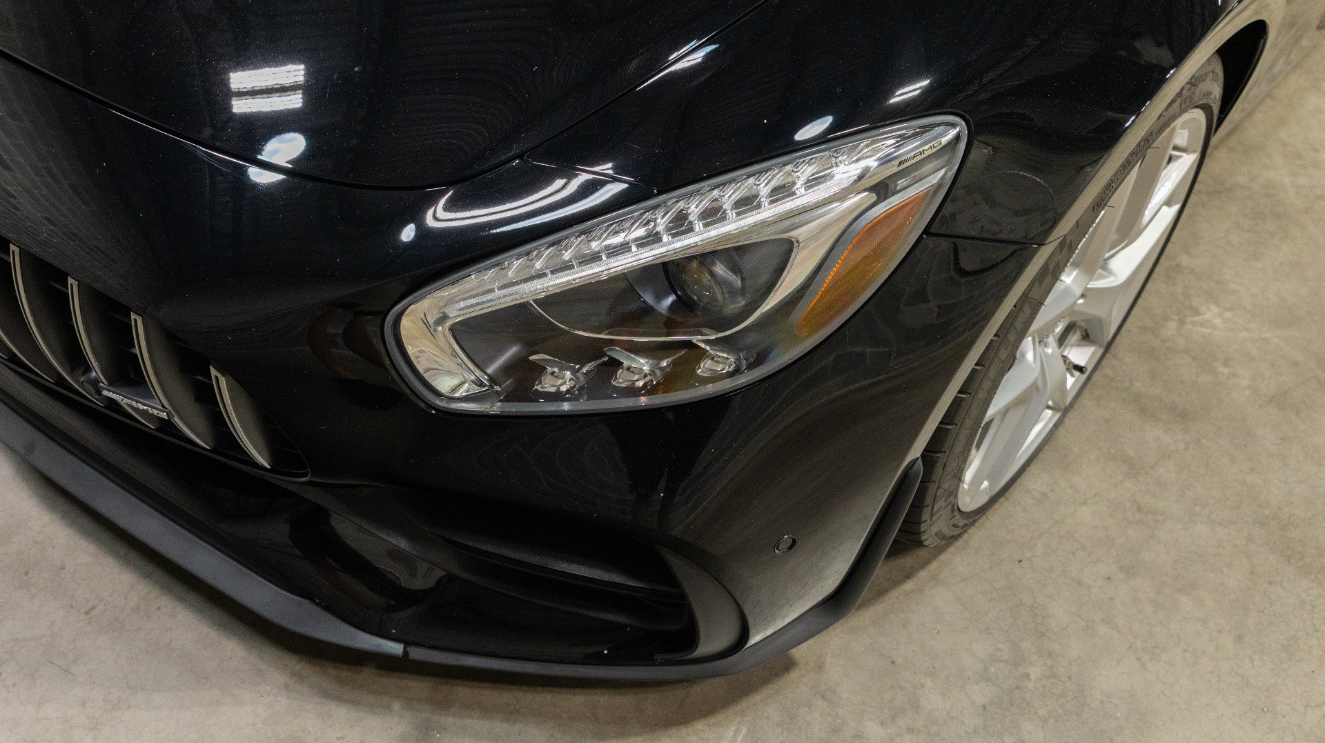 Used 2019 Mercedes-Benz AMG GT Coupe image 24