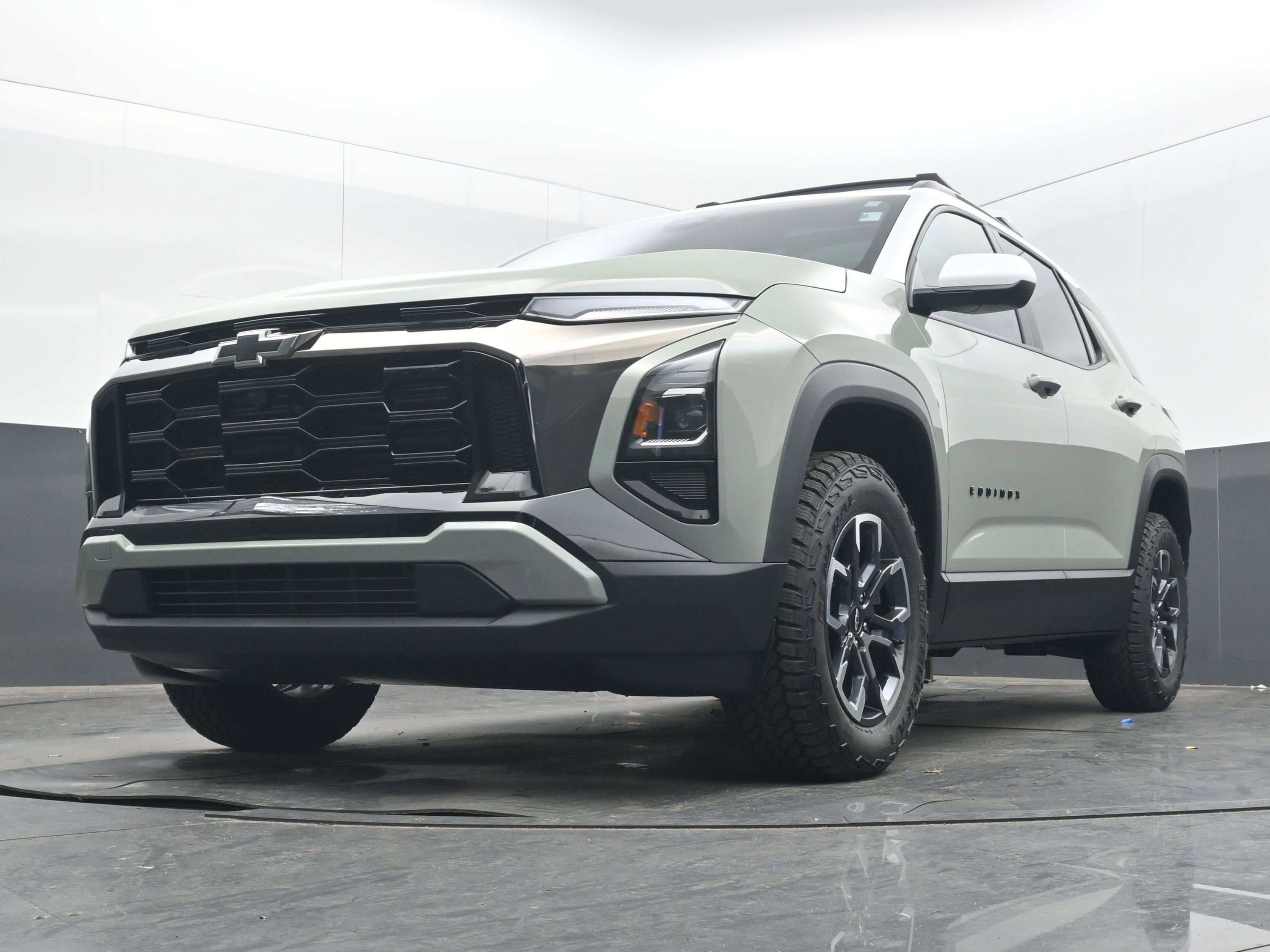 Used 2026 Chevrolet Equinox ACTIV w/ LPO, Floor Liner Package image 27