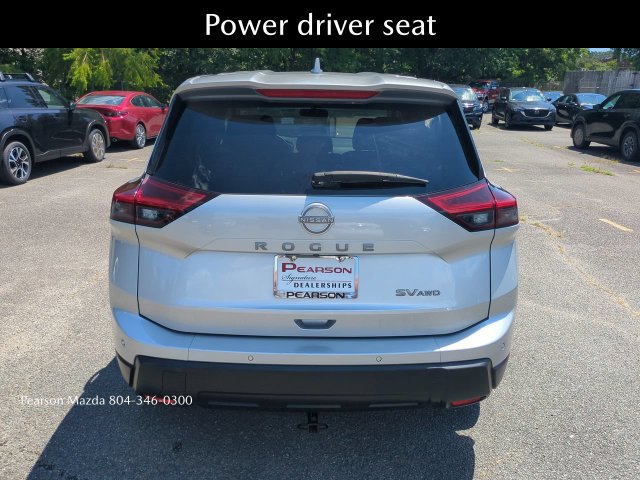 Used 2024 Nissan Rogue SV AWD/4WD image 5