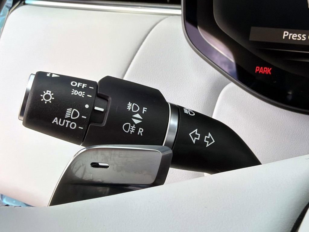 New 2026 Land Rover Range Rover Sport Dynamic SE image 32