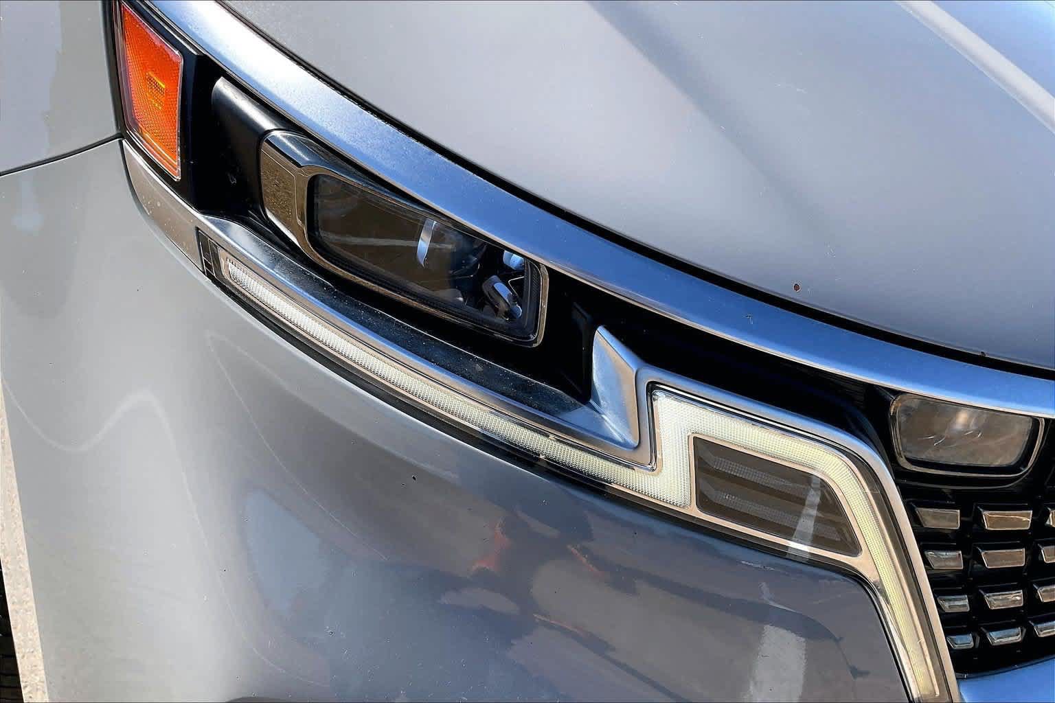Used 2022 Kia Carnival SX Prestige FWD image 29