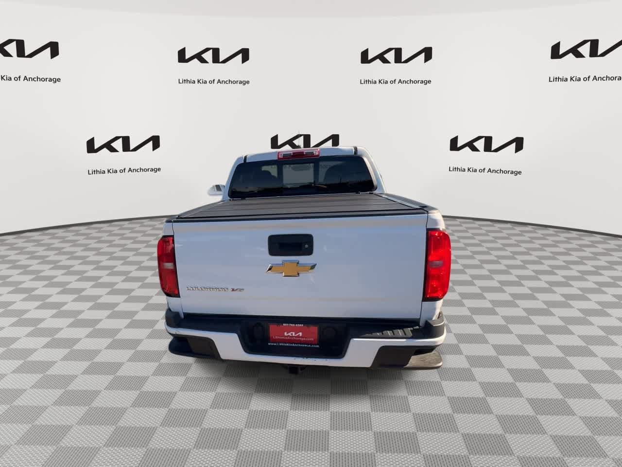 Used 2017 Chevrolet Colorado Z71 AWD/4WD image 7