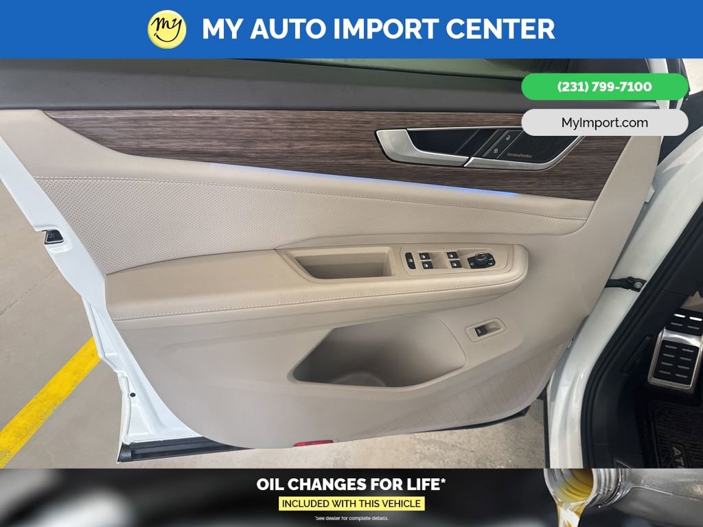 Used 2025 Volkswagen Atlas SEL Premium R-Line image 10