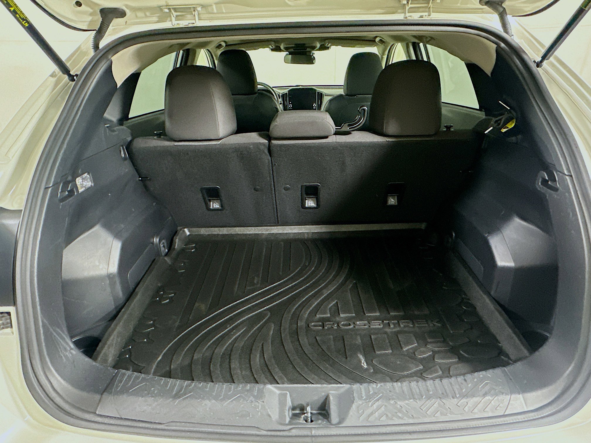 Used 2024 Subaru Crosstrek 2.0i Premium image 27