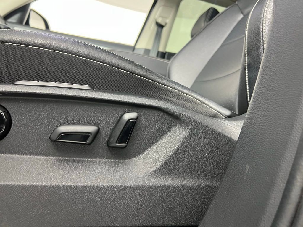 Used 2023 Volkswagen Atlas SEL image 27