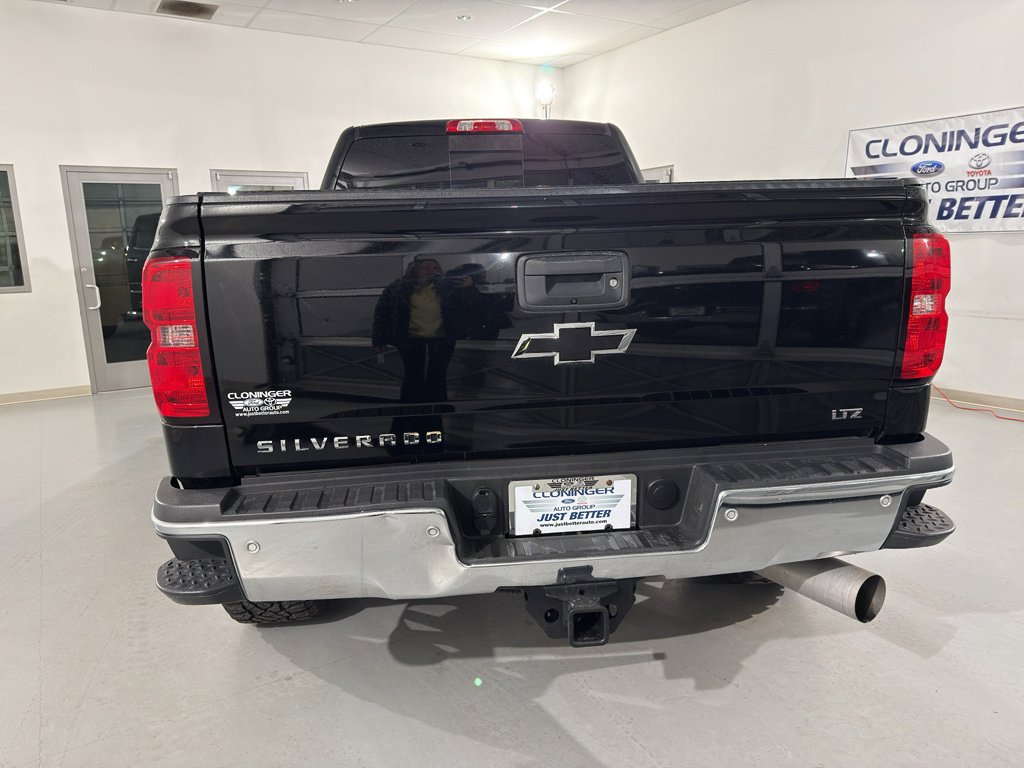 Used 2017 Chevrolet Silverado 2500 LTZ w/ Duramax Plus Package image 7