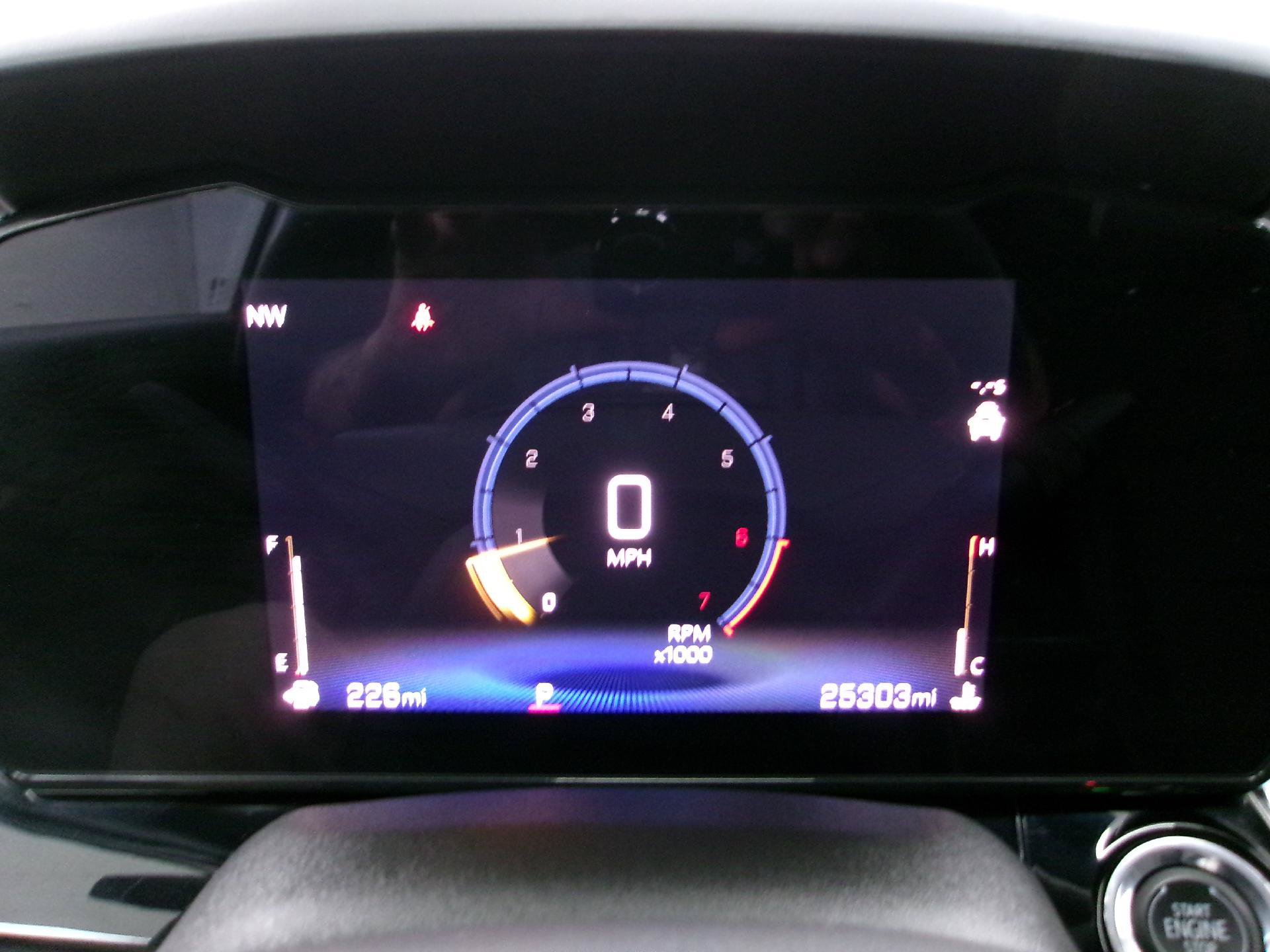 Used 2025 Chevrolet Trax RS w/ Driver Confidence Package FWD image 6