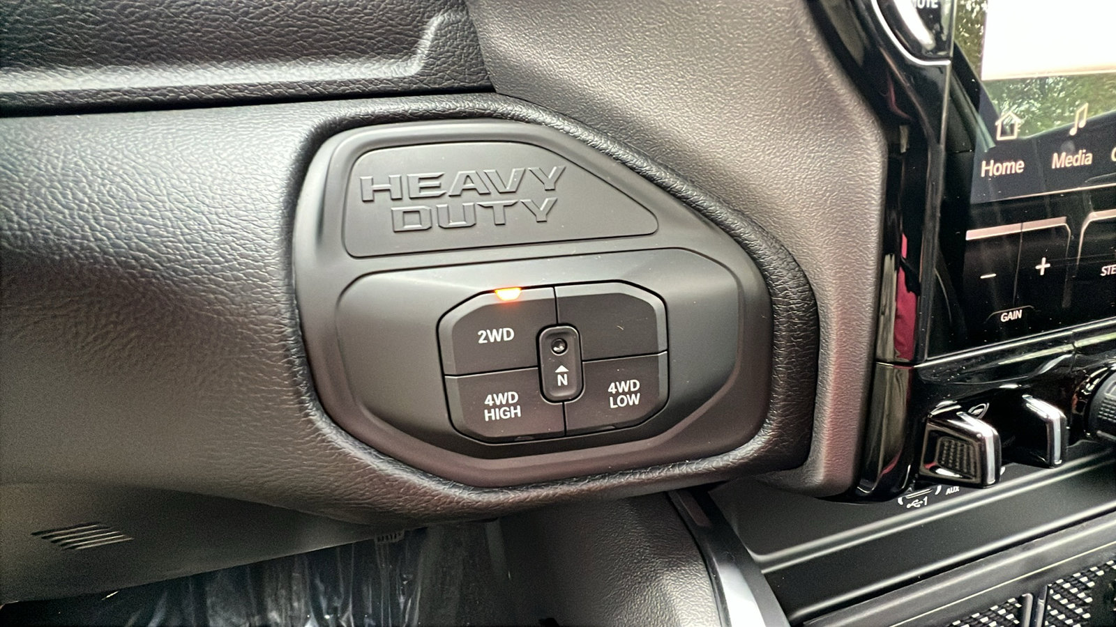 New 2026 RAM 3500 Laramie image 28