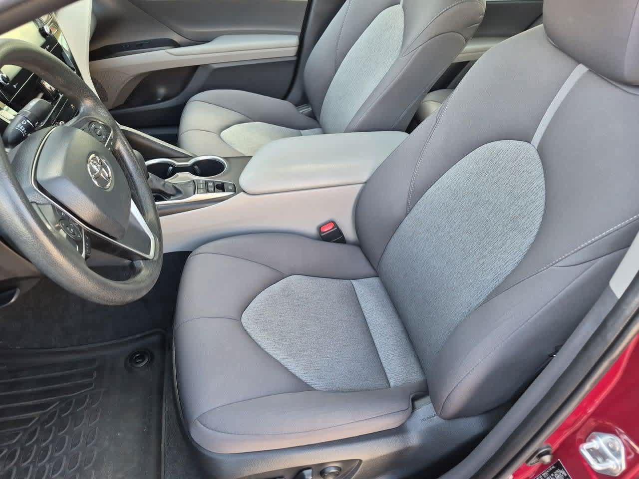 Used 2022 Toyota Camry LE w/ Audio Upgrade Package FWD image 16